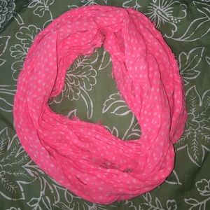 Neon pink AEO infinity scarf 💞